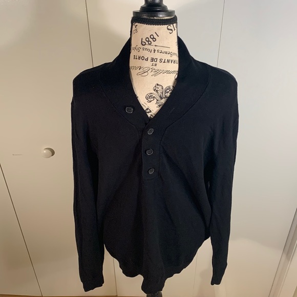 Tristan (L) - Picture 3 of 15